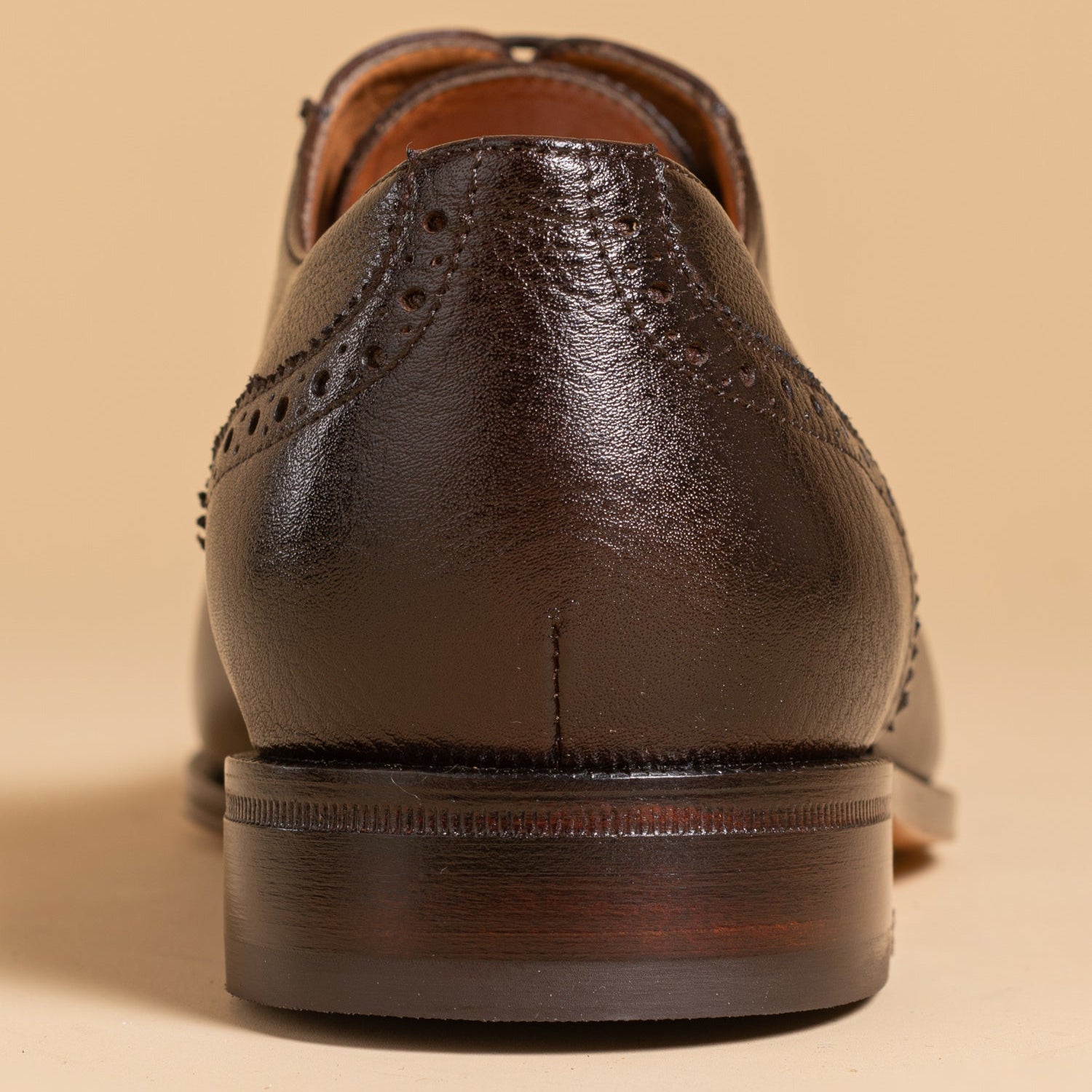Handcrafted Oxford shoes detail