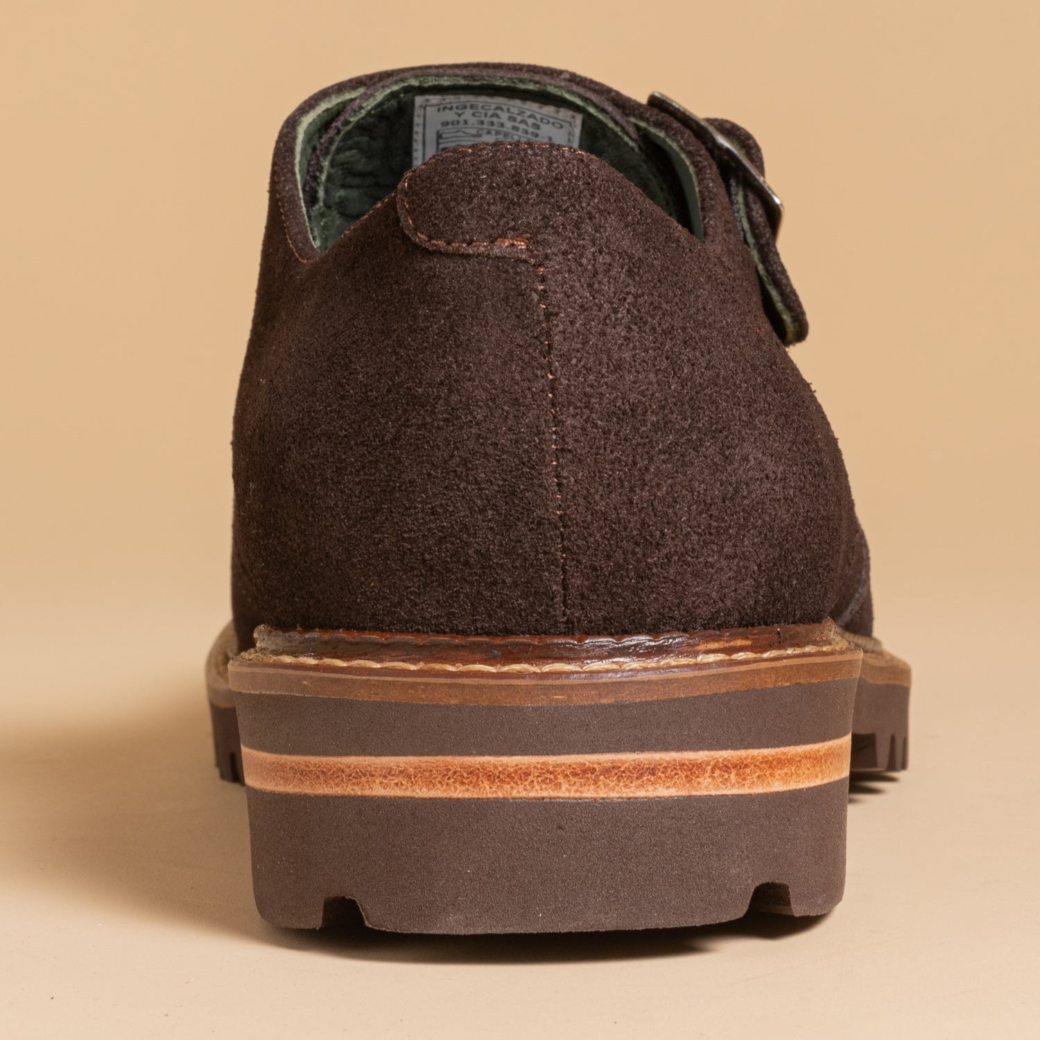 Cushioned shoes for casual occasions